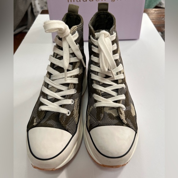 Madden Girl Winnona-K Camoflage - Picture 2 of 6